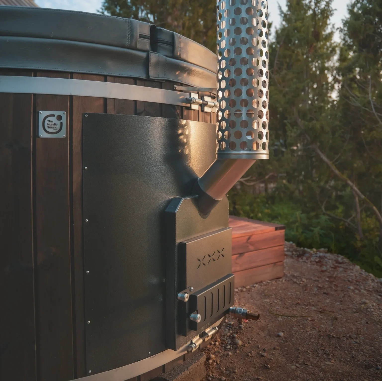 NordicSix Black kamina kaitse